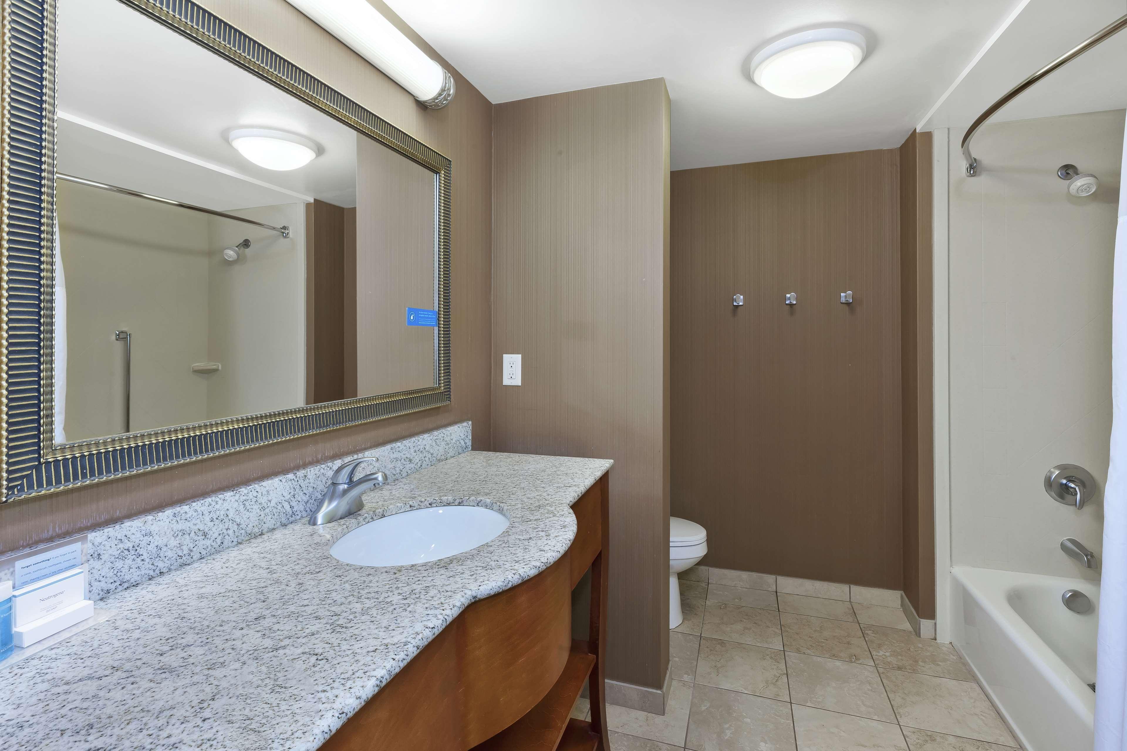 Hampton Inn & Suites Grand Rapids-Airport 28Th St Cascade Exteriör bild
