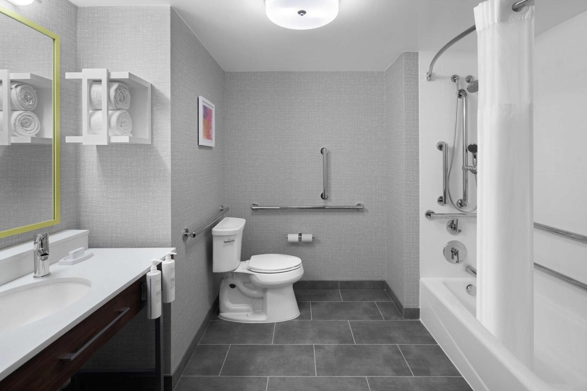 Hampton Inn & Suites Grand Rapids-Airport 28Th St Cascade Exteriör bild