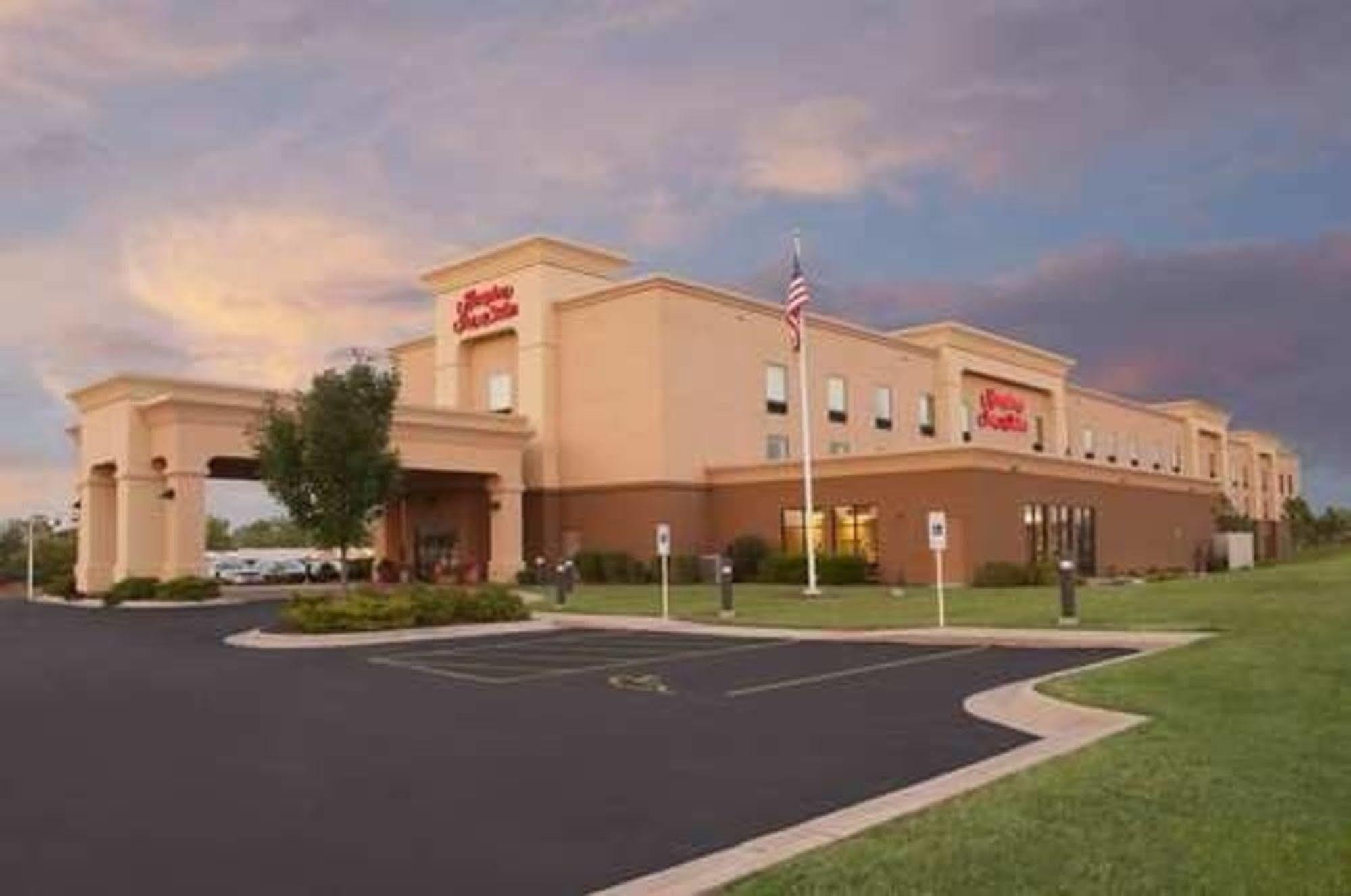 Hampton Inn & Suites Grand Rapids-Airport 28Th St Cascade Exteriör bild