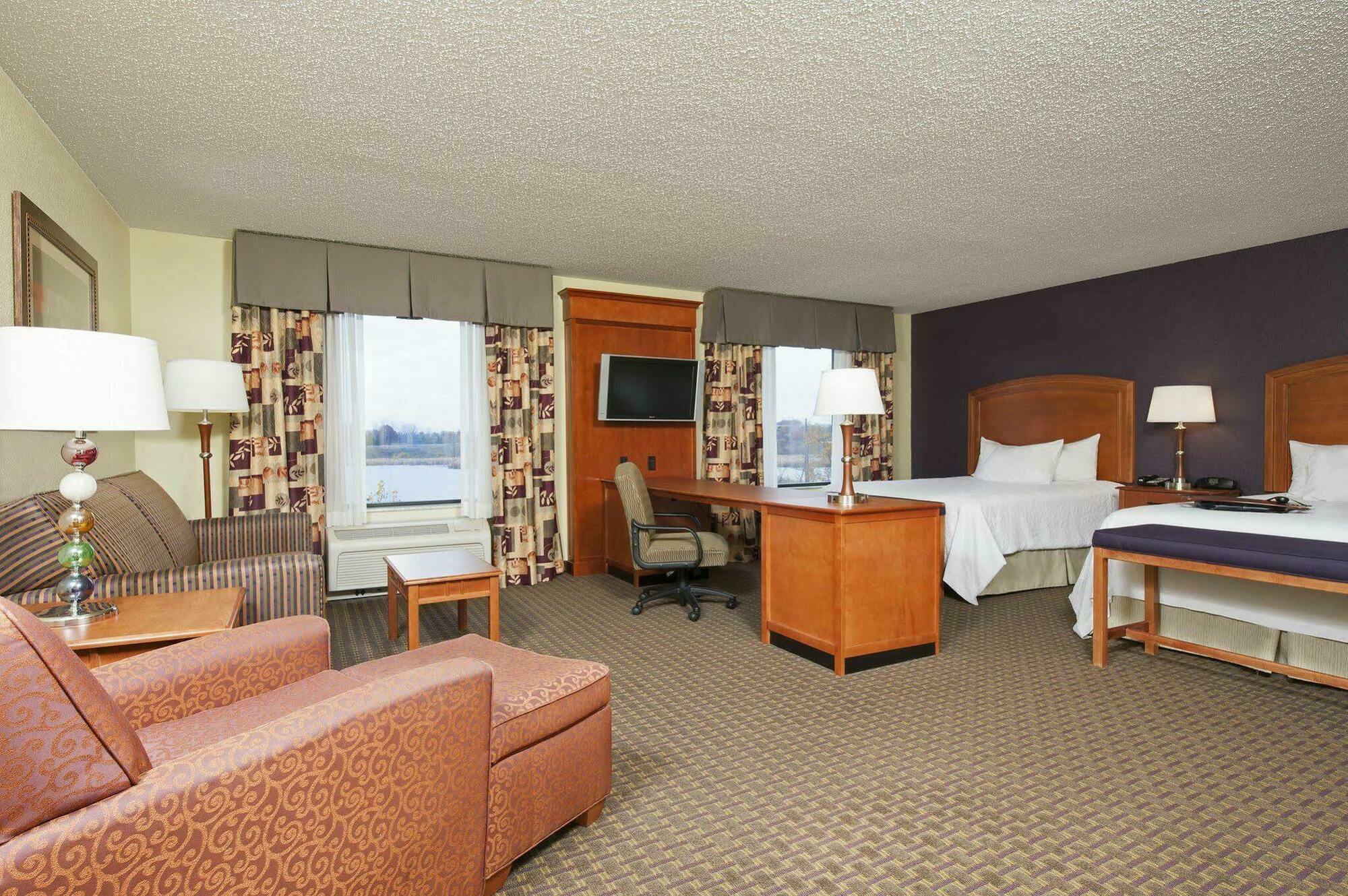 Hampton Inn & Suites Grand Rapids-Airport 28Th St Cascade Exteriör bild